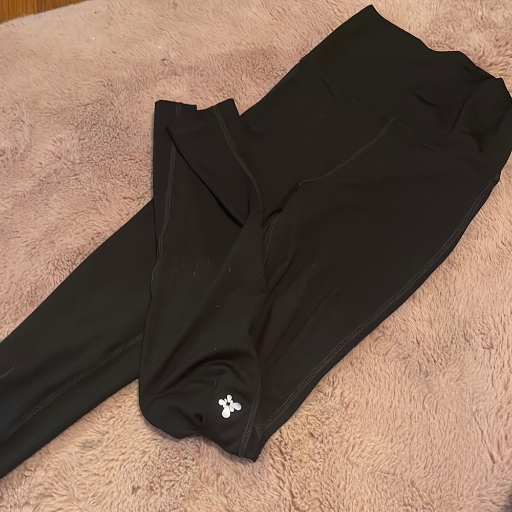 yoga pants